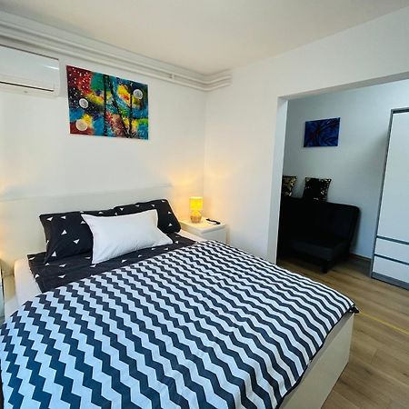 Apartment In Time سيسفيت المظهر الخارجي الصورة