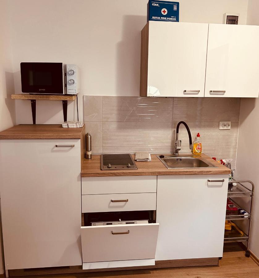 Apartment In Time سيسفيت المظهر الخارجي الصورة