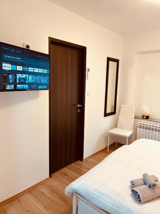 Apartment In Time سيسفيت المظهر الخارجي الصورة